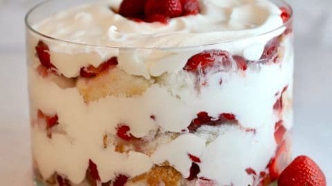 Strawberry Trifle with Angel Food Cake Recipe
