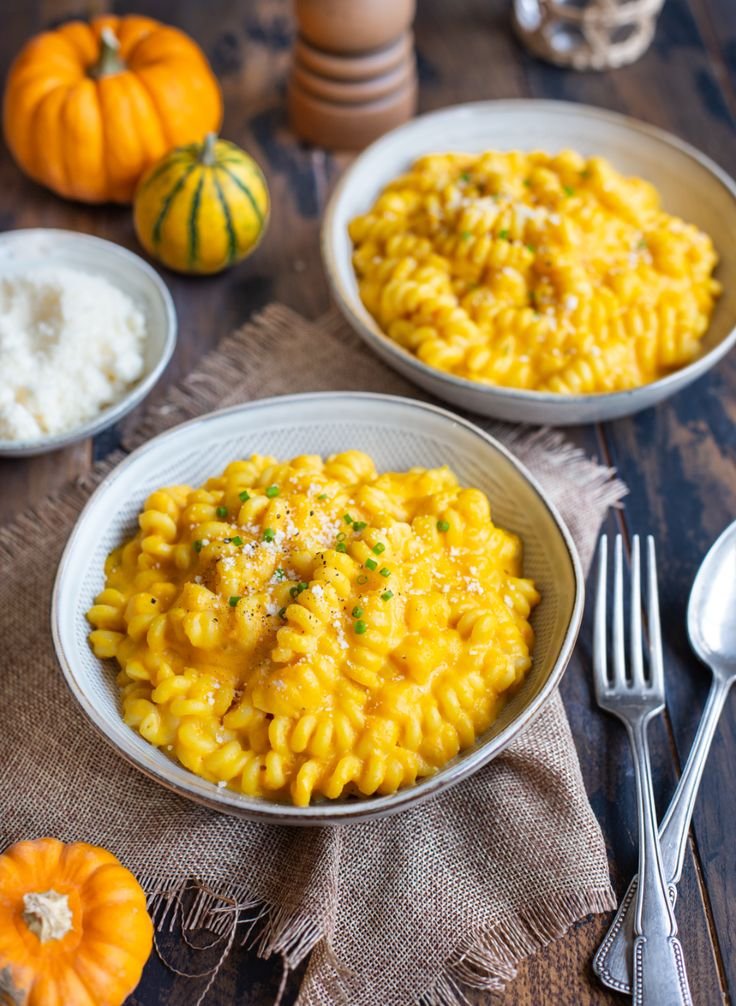 Pâtes sauce crémeuse à la butternut et au parmesan