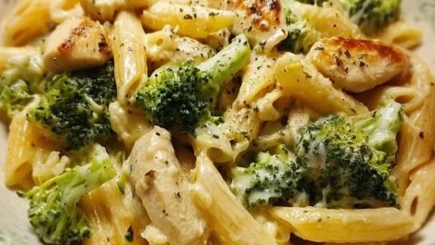 Hähnchen-Brokkoli-Pasta